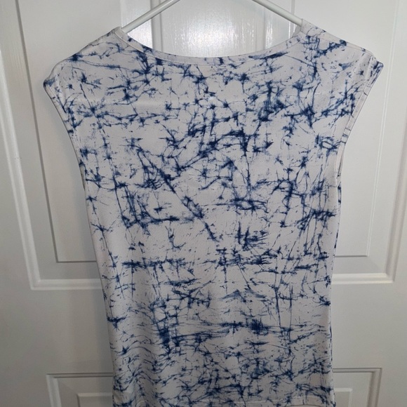 Michael Kors Blue White Tie Dye Cowl Neck Sleeveless Top XS - Picture 4 of 4